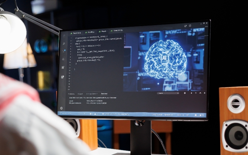 CimpactPro Corp Yazılımı Hangi Sektörlerde Uyumluluk Açısından Fark Yaratıyor?